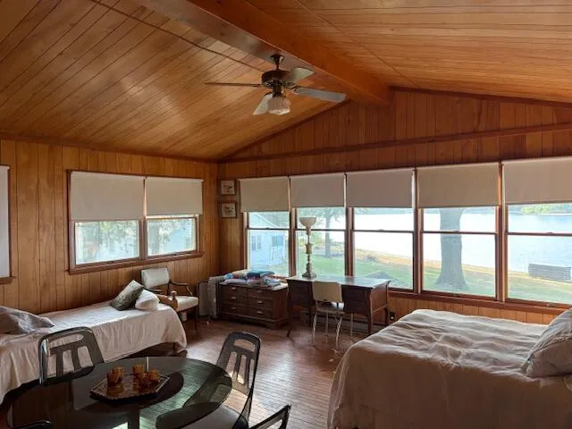 41193 Park Street Paw Paw Township, MI 49079