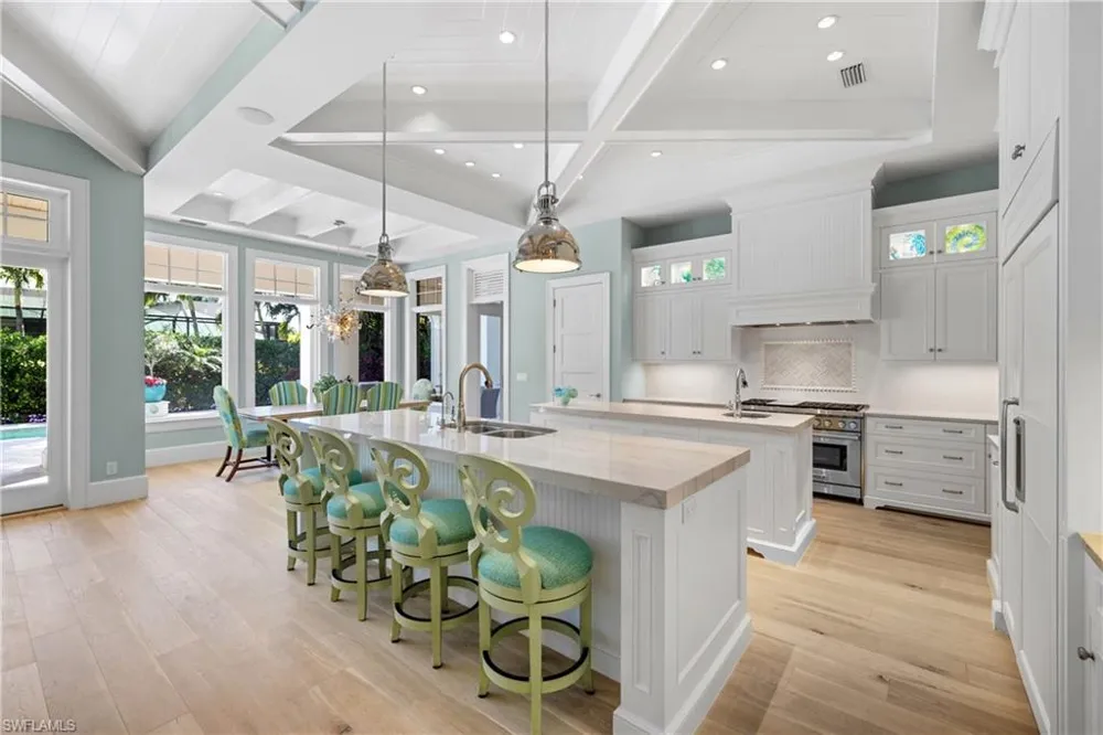 532 Pine Grove Lane Naples, FL 34103