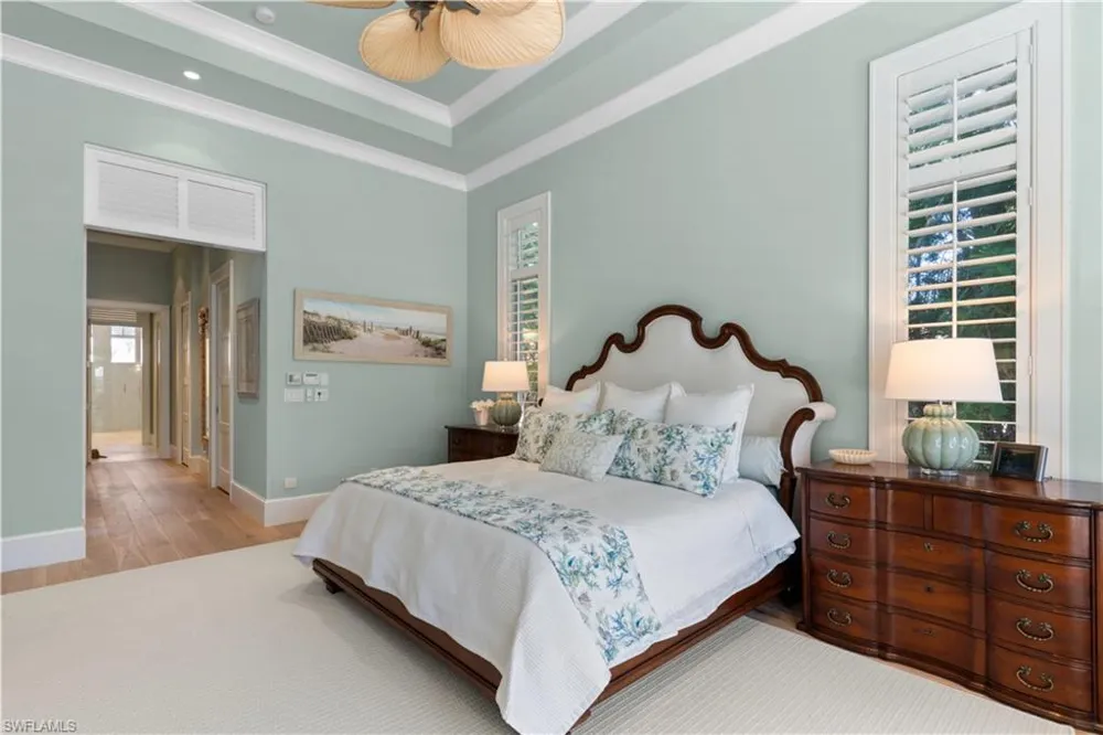 532 Pine Grove Lane Naples, FL 34103