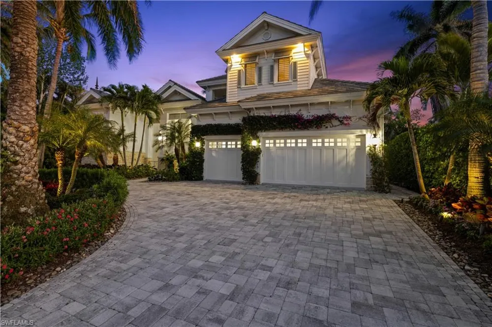 532 Pine Grove Lane Naples, FL 34103