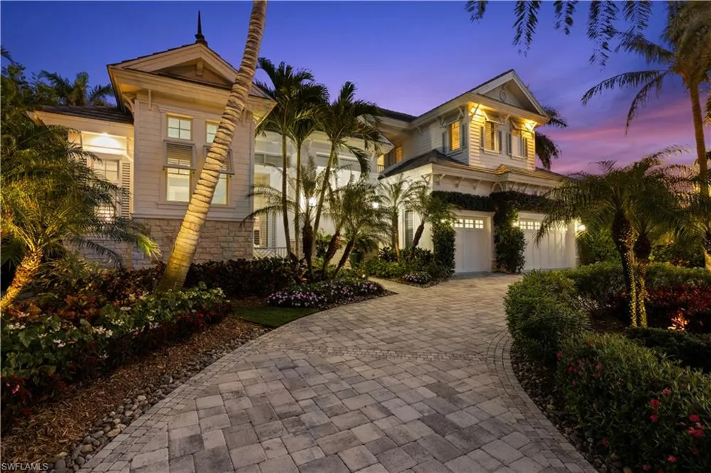 532 Pine Grove Lane Naples, FL 34103