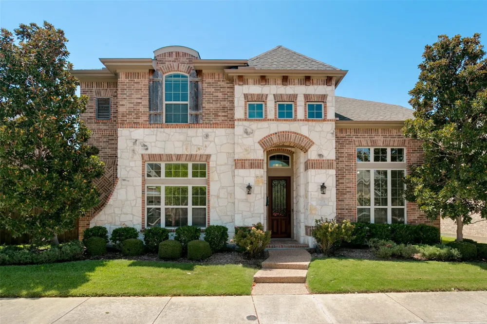 2508 Case Castle Court Lewisville, TX 75056