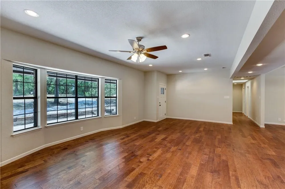 524 Sanders Road Weatherford, TX 76087