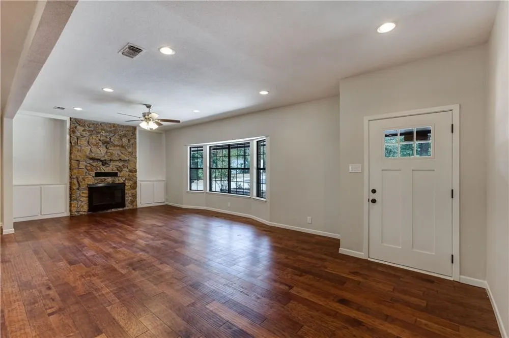 524 Sanders Road Weatherford, TX 76087