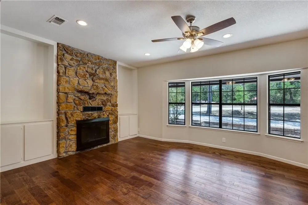 524 Sanders Road Weatherford, TX 76087