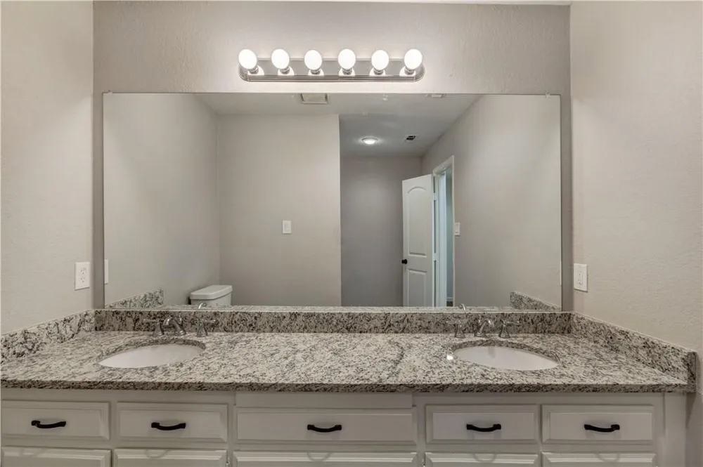 524 Sanders Road Weatherford, TX 76087