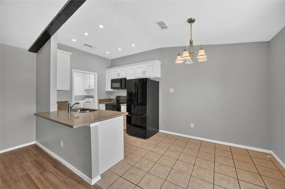 2760 Hollandale Lane Farmers Branch, TX 75234