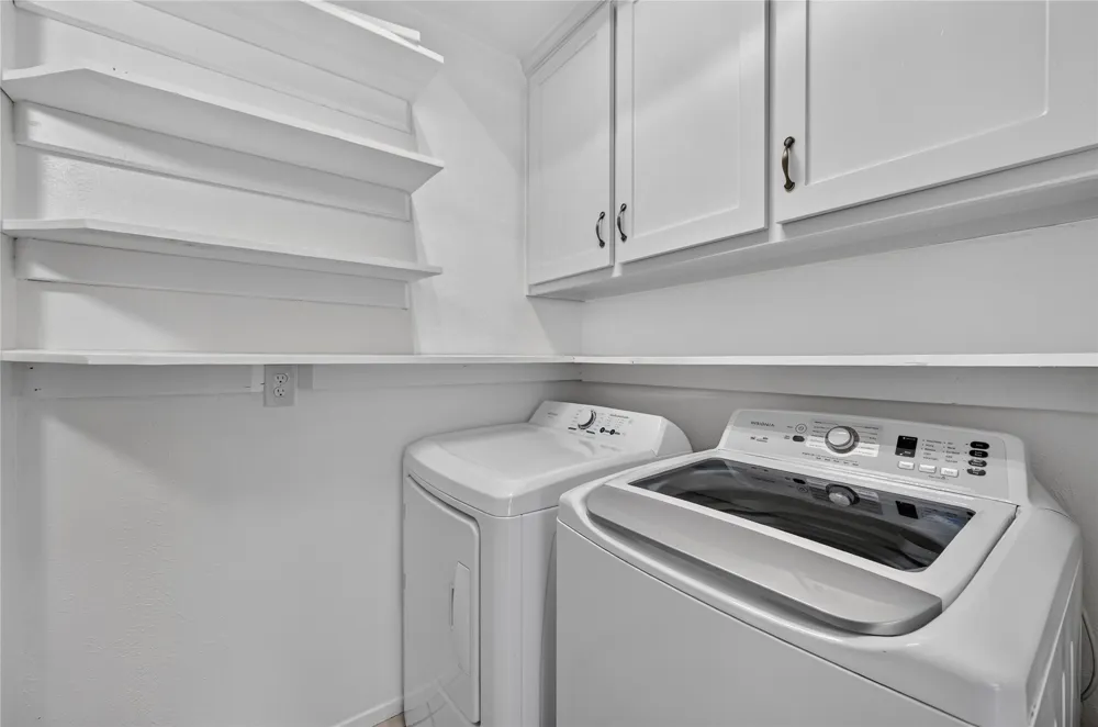 2760 Hollandale Lane Farmers Branch, TX 75234
