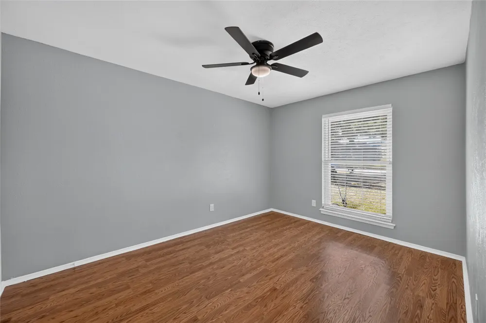 2760 Hollandale Lane Farmers Branch, TX 75234