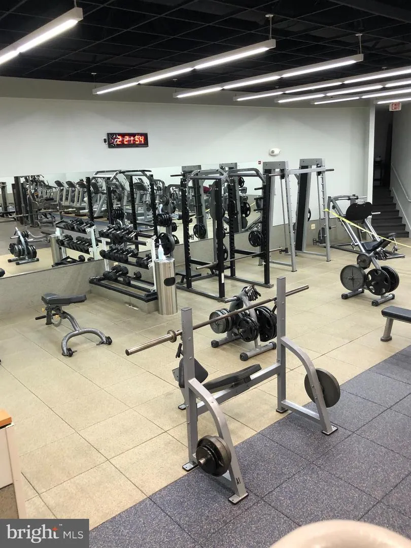 1021 ARLINGTON BOULEVARD #701 Arlington, VA 22209