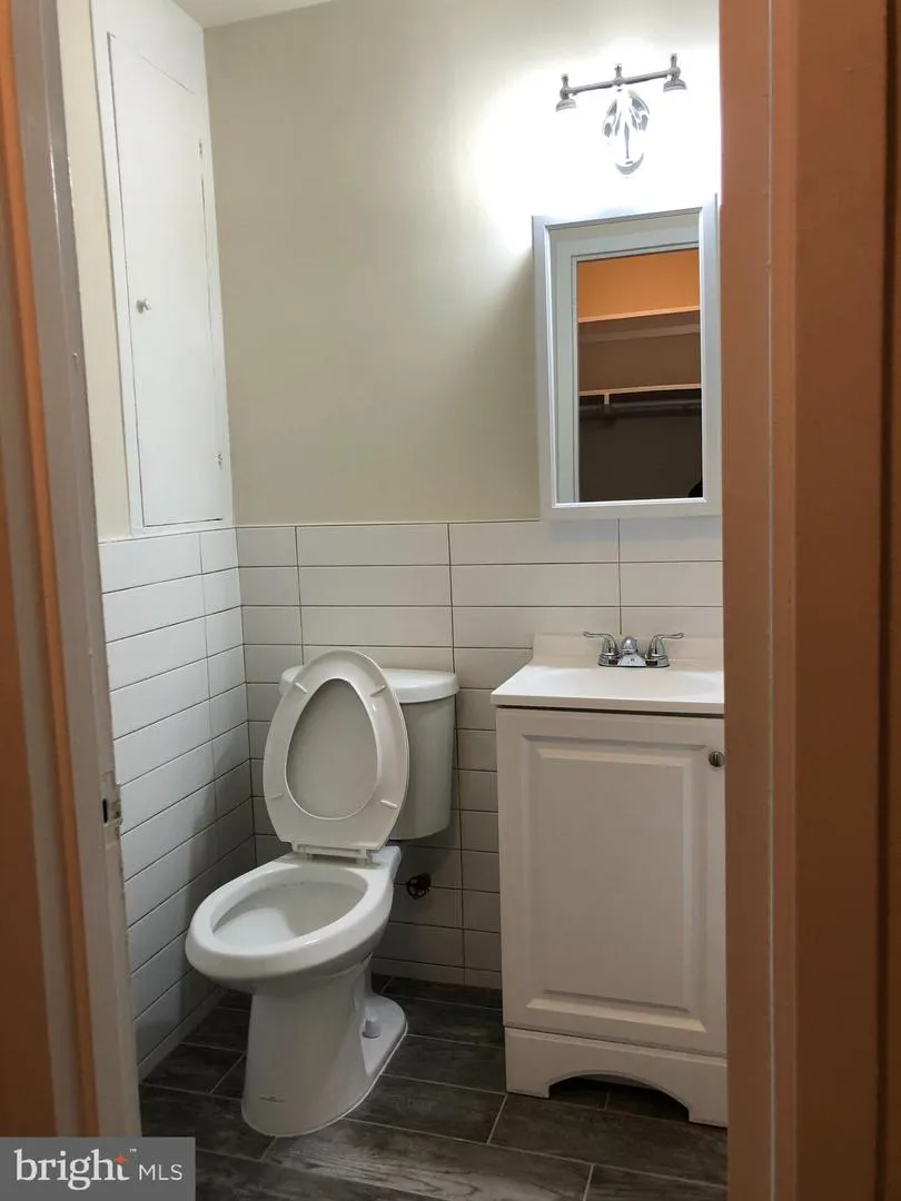 1021 ARLINGTON BOULEVARD #701 Arlington, VA 22209