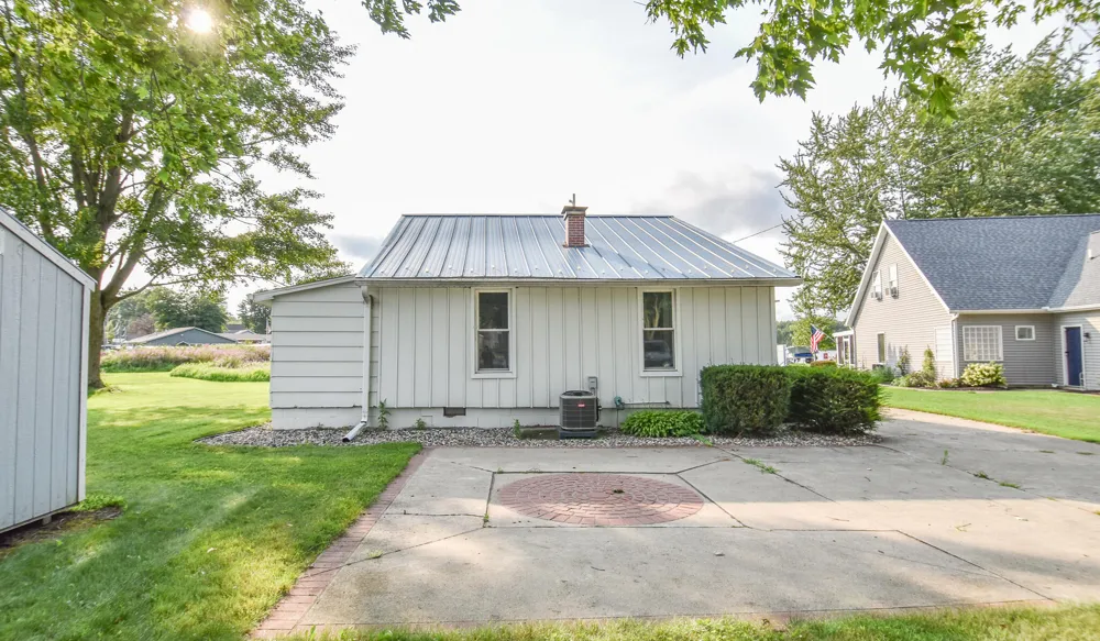 416 W Russell Drive Coldwater, MI 49036