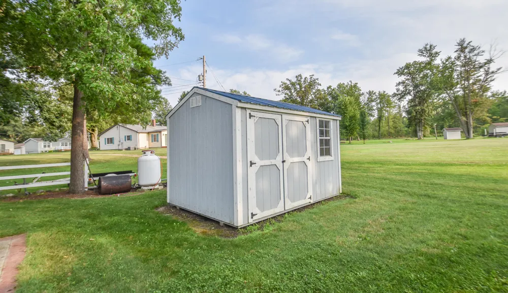 416 W Russell Drive Coldwater, MI 49036