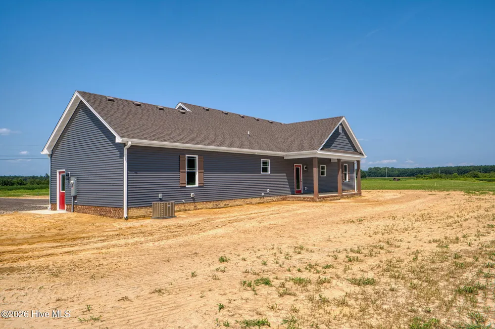 1690 E Bear Swamp Road Hertford, NC 27944