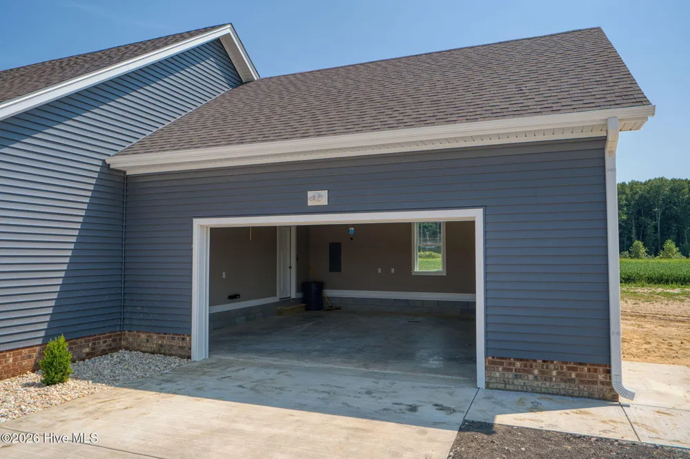 1690 E Bear Swamp Road Hertford, NC 27944