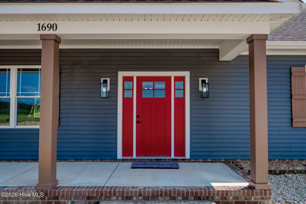 1690 E Bear Swamp Road Hertford, NC 27944