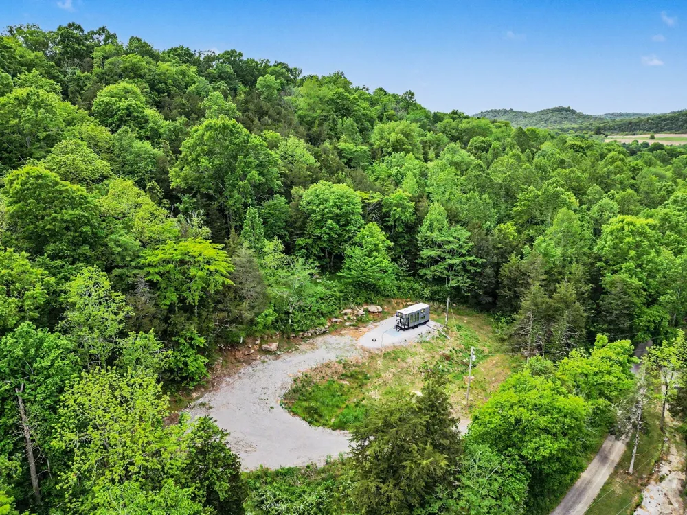 19167 Happy Hollow Rd Buffalo Valley, TN 38548