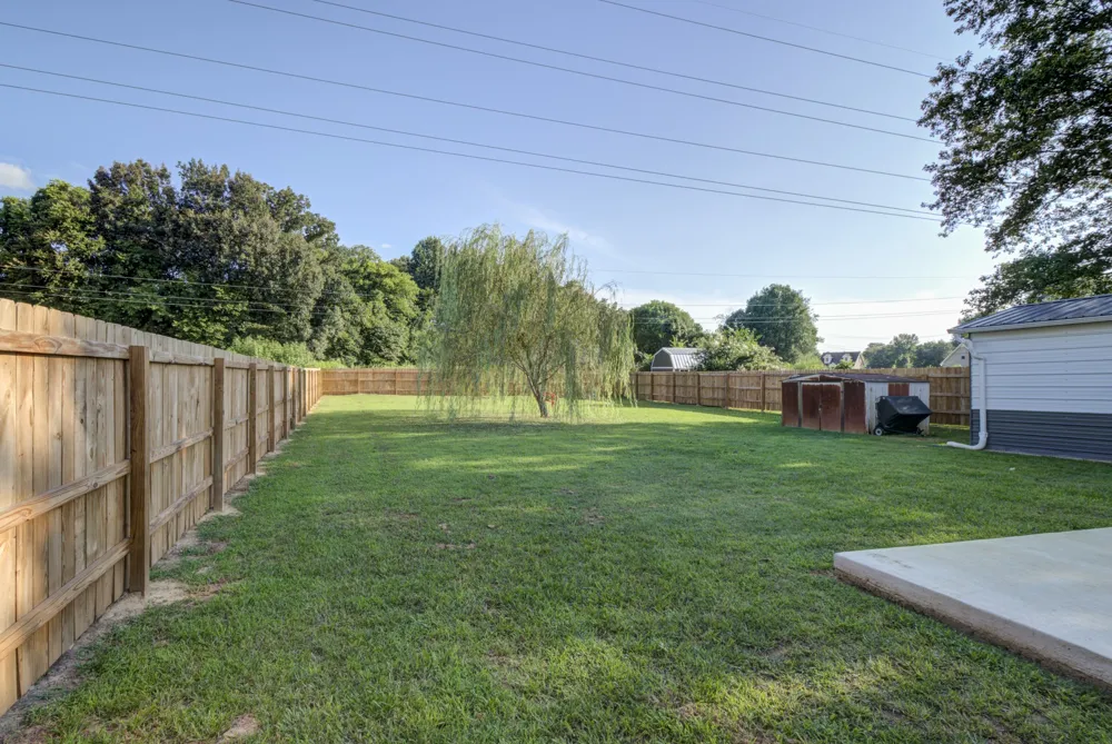 1618 Hannibal Dr Oak Grove, KY 42262
