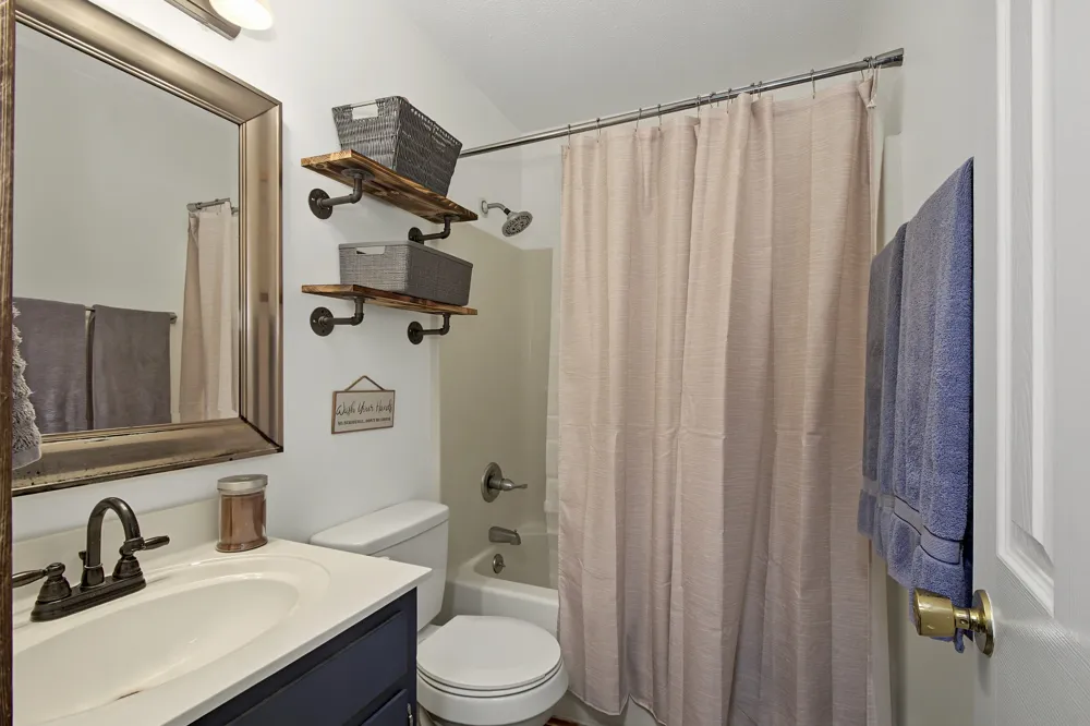 1618 Hannibal Dr Oak Grove, KY 42262