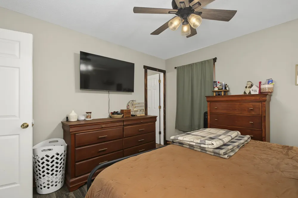 1618 Hannibal Dr Oak Grove, KY 42262