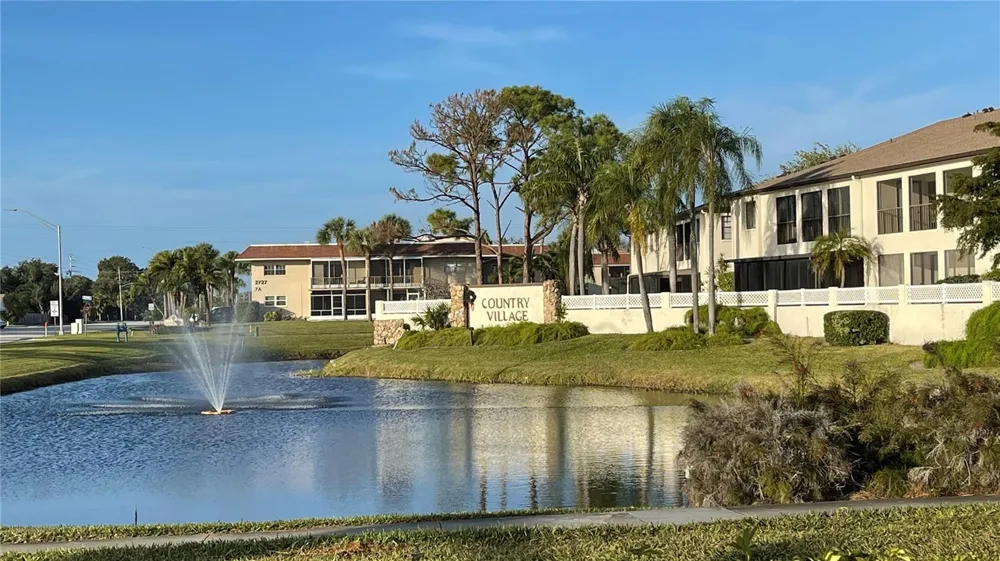 7120 27TH AVENUE PLAZA W Bradenton, FL 34209