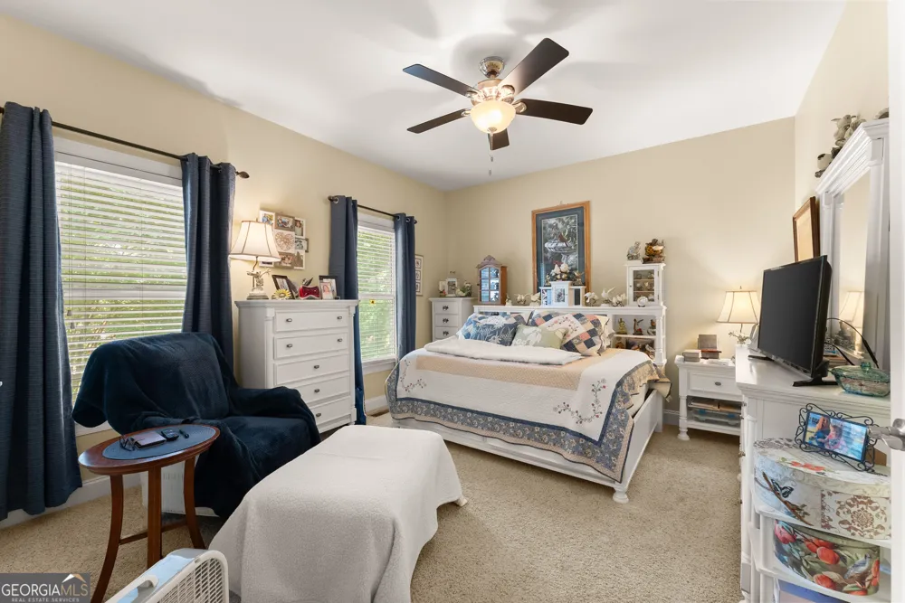 5022 Oak Farm WAY Flowery Branch, GA 30542
