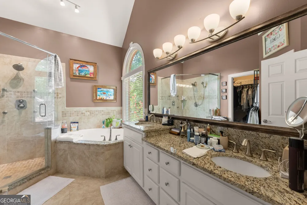 5022 Oak Farm WAY Flowery Branch, GA 30542