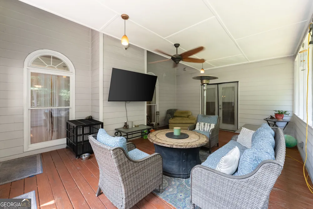 5022 Oak Farm WAY Flowery Branch, GA 30542