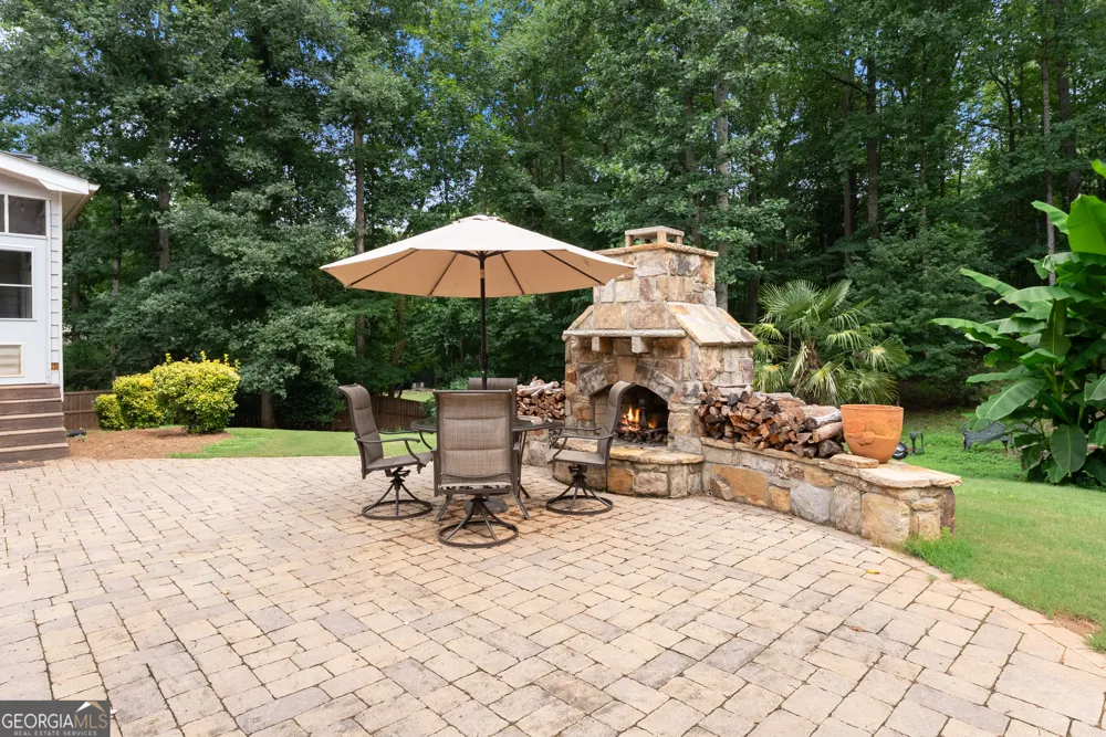 5022 Oak Farm WAY Flowery Branch, GA 30542