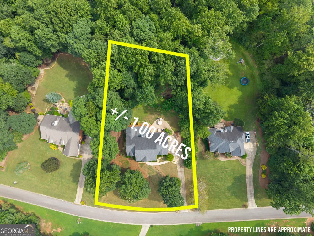 5022 Oak Farm WAY Flowery Branch, GA 30542
