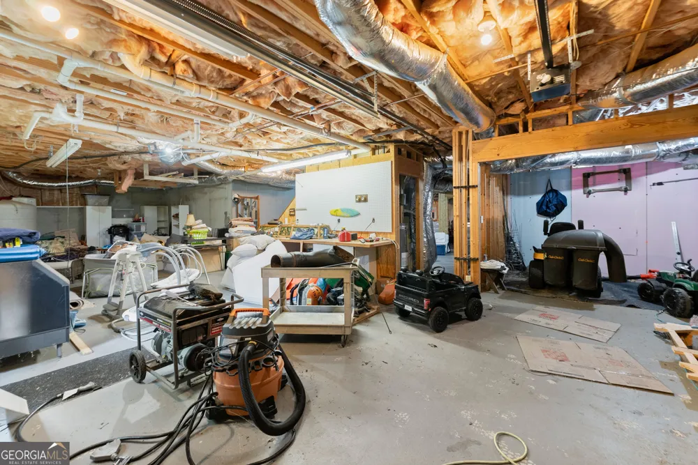 5022 Oak Farm WAY Flowery Branch, GA 30542