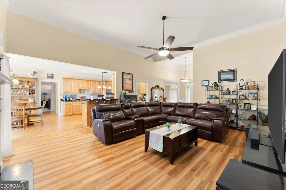 5022 Oak Farm WAY Flowery Branch, GA 30542