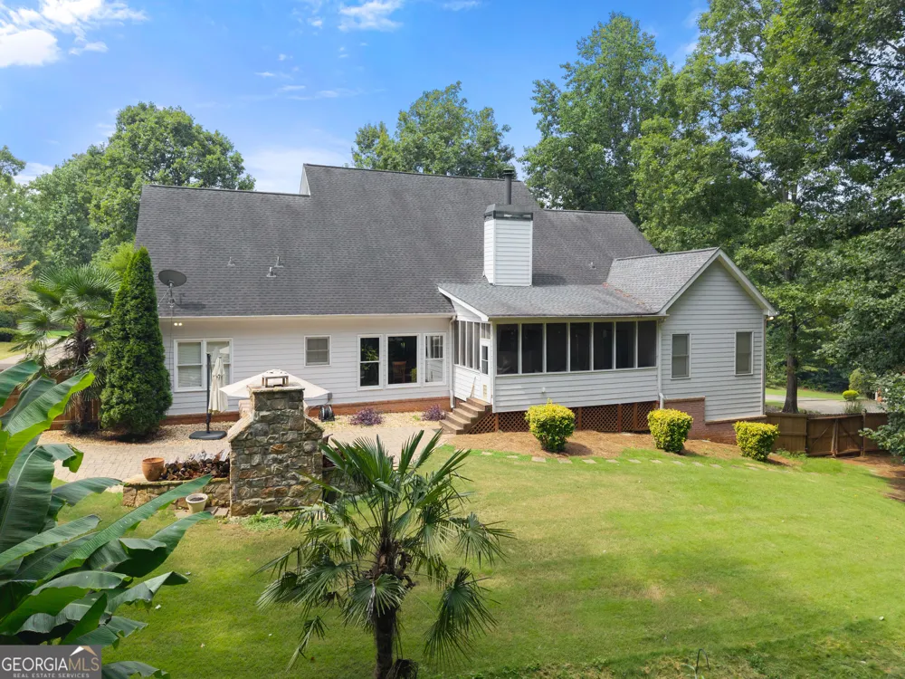 5022 Oak Farm WAY Flowery Branch, GA 30542