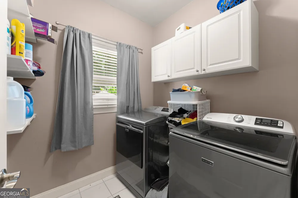 5022 Oak Farm WAY Flowery Branch, GA 30542