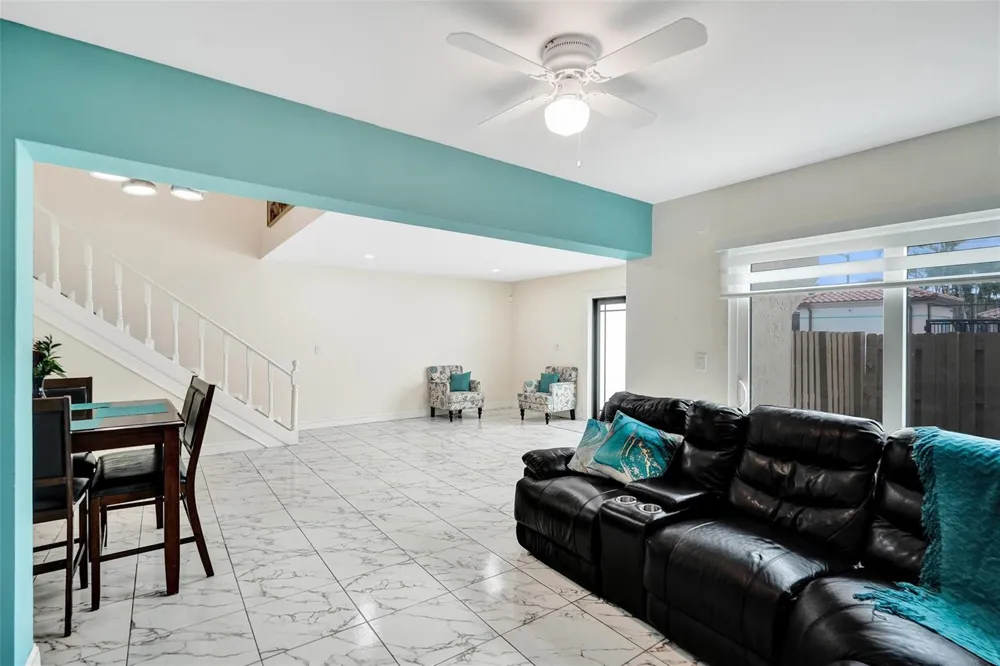 3541 NW 95th Terrace #202 Sunrise, FL 33351