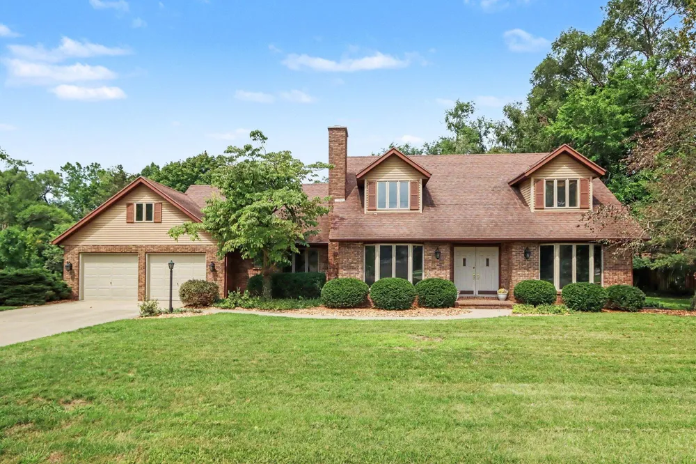 604 Flower Street Three Rivers, MI 49093
