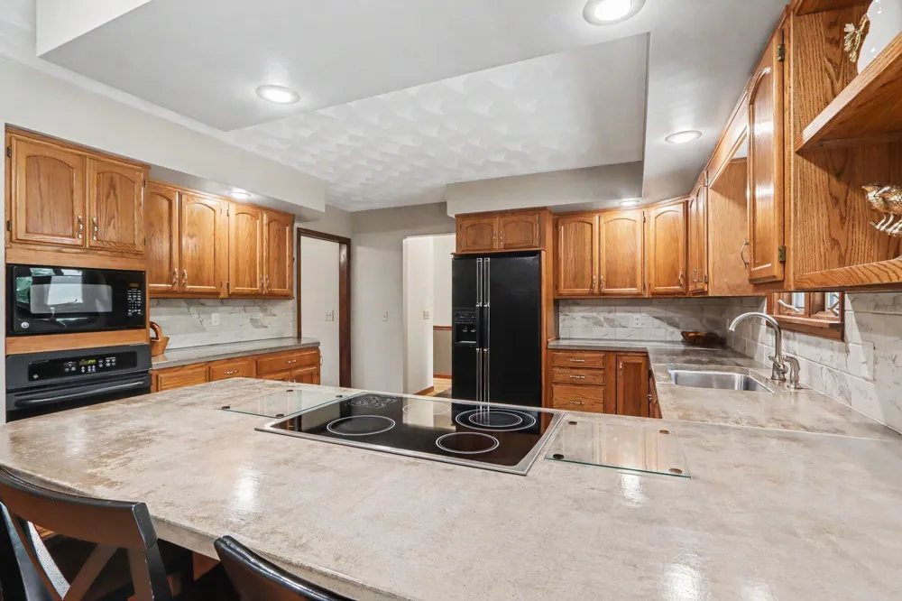 604 Flower Street Three Rivers, MI 49093