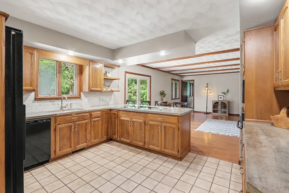 604 Flower Street Three Rivers, MI 49093