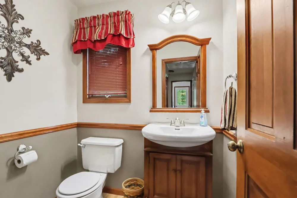 604 Flower Street Three Rivers, MI 49093