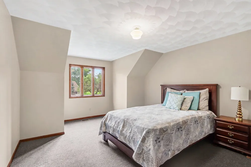 604 Flower Street Three Rivers, MI 49093