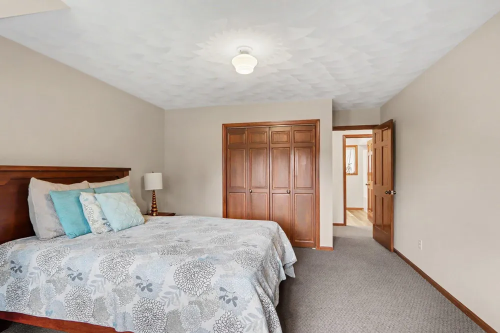 604 Flower Street Three Rivers, MI 49093