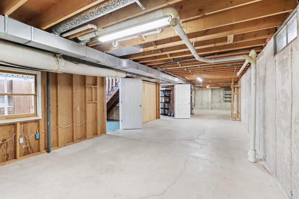 604 Flower Street Three Rivers, MI 49093