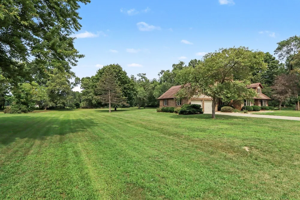 604 Flower Street Three Rivers, MI 49093