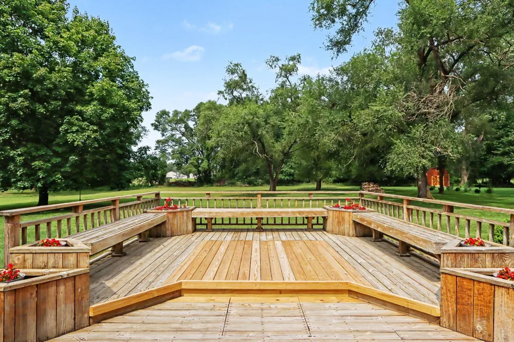 604 Flower Street Three Rivers, MI 49093