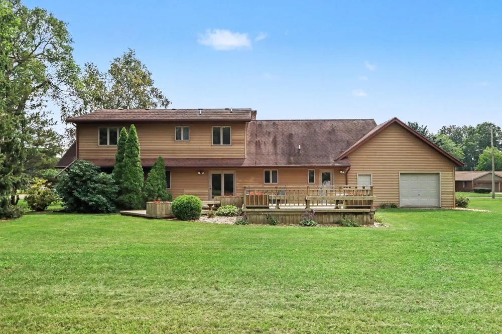 604 Flower Street Three Rivers, MI 49093