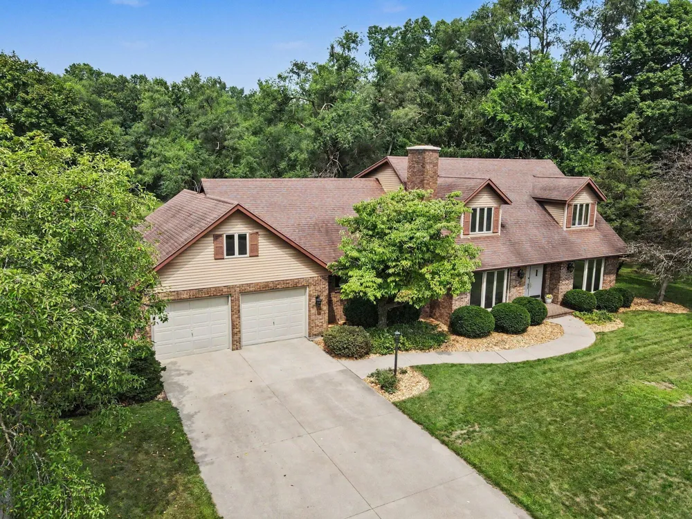 604 Flower Street Three Rivers, MI 49093