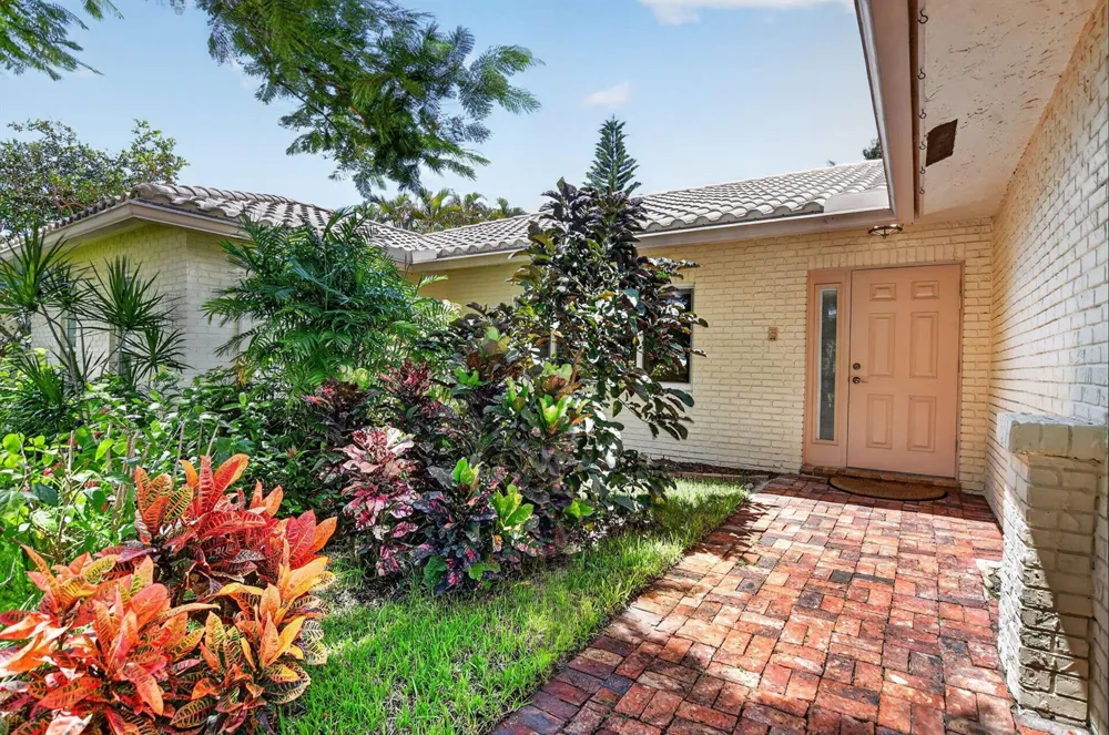 19747 Boca Greens Drive Boca Raton, FL 33498