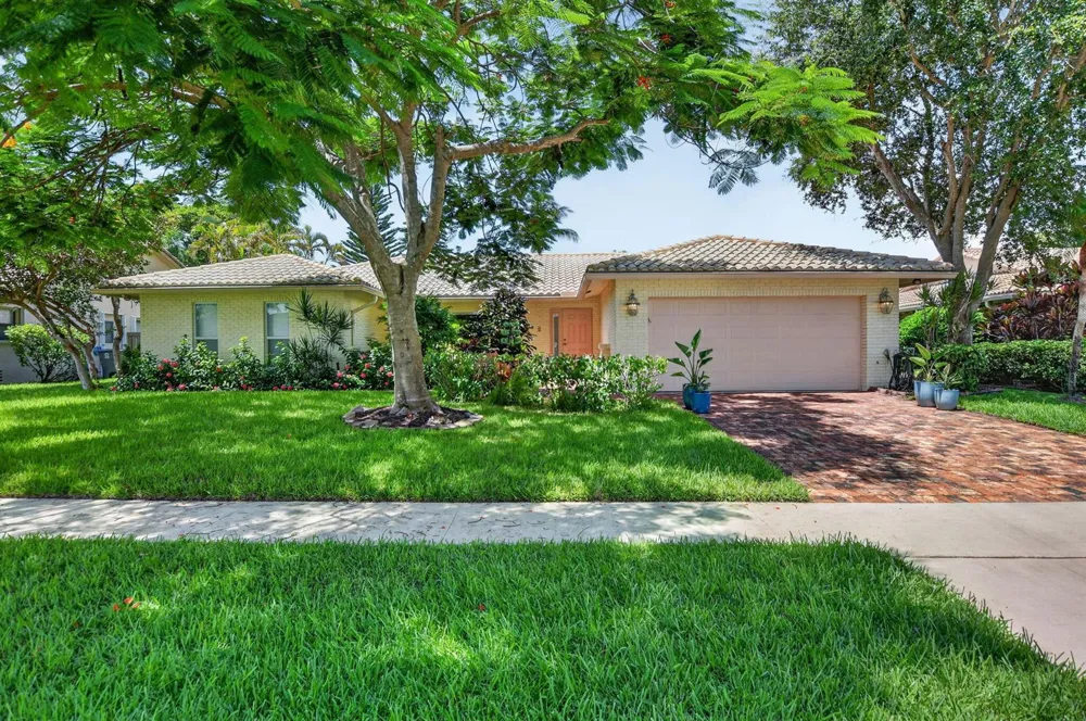 19747 Boca Greens Drive Boca Raton, FL 33498