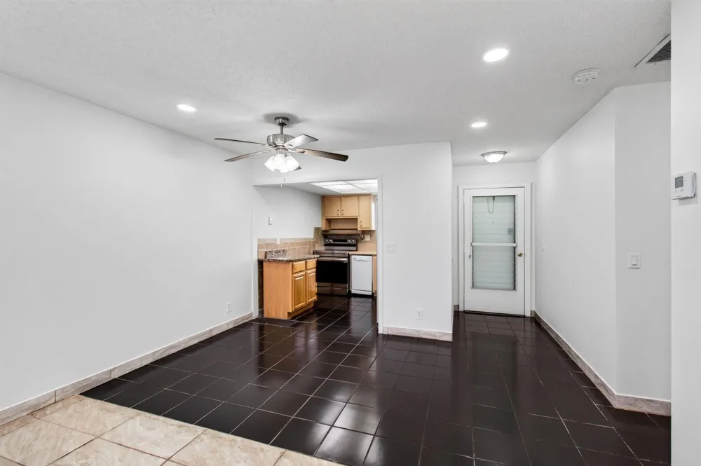 2522 Emory Dr Drive E #I West Palm Beach, FL 33415