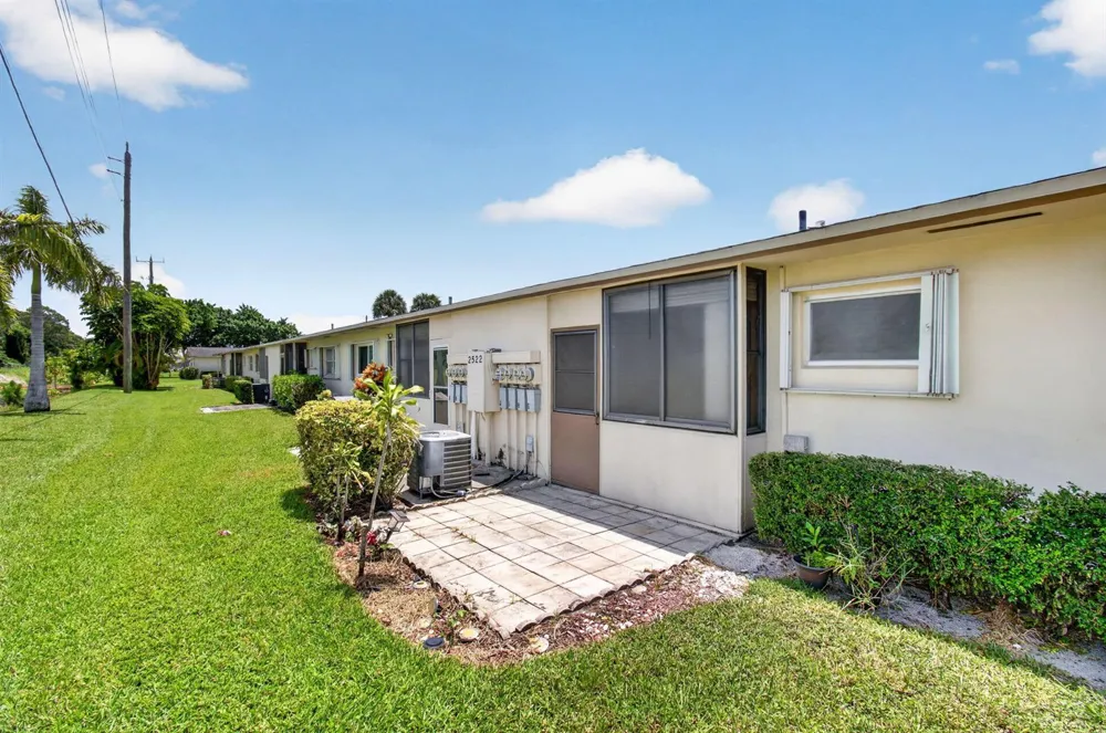 2522 Emory Dr Drive E #I West Palm Beach, FL 33415